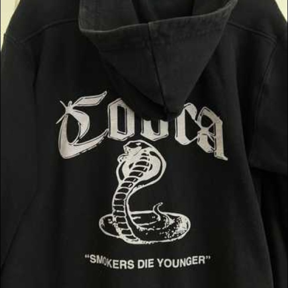 Size small. Never worn. Was a gift. With tags. Great fit.  And brand new.